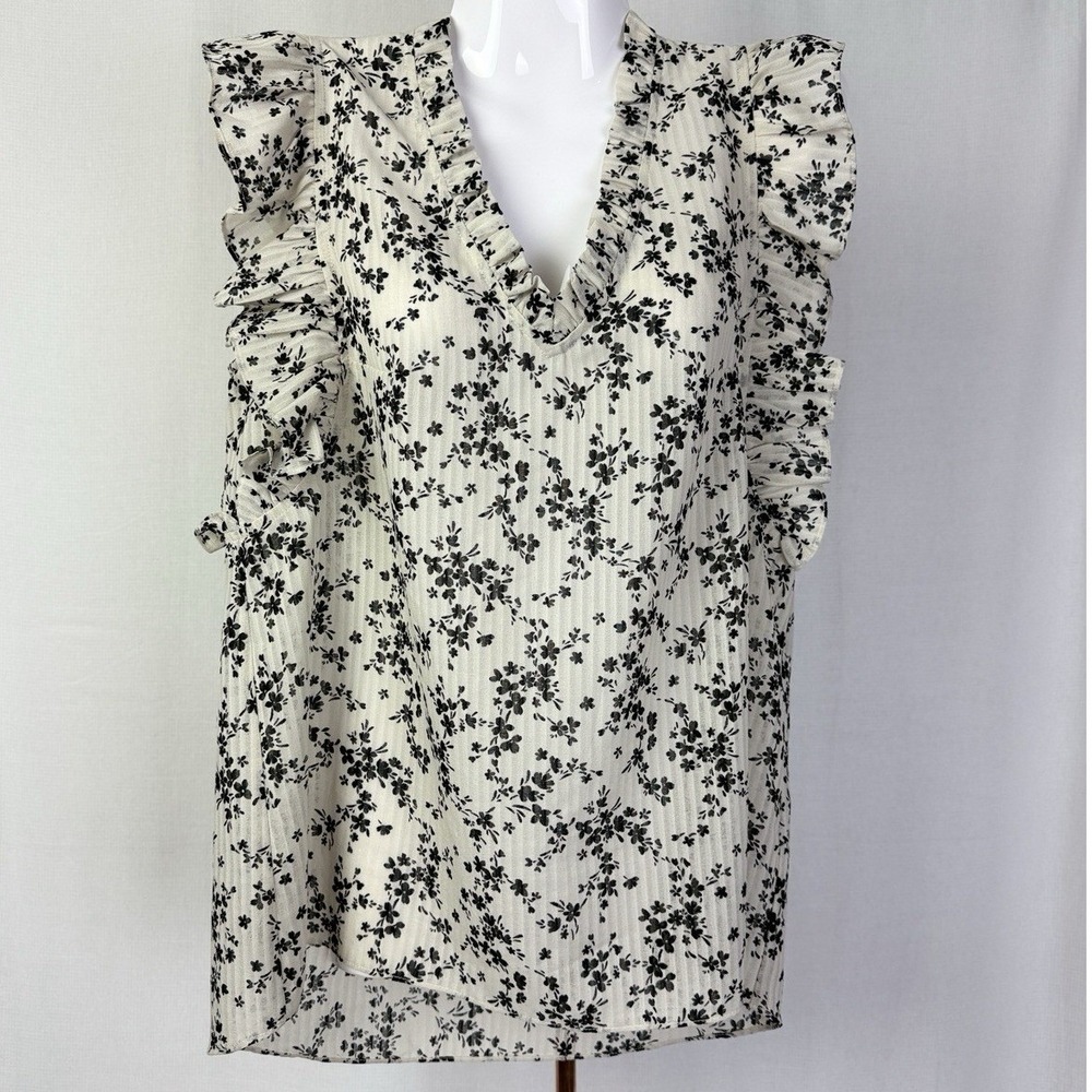 NWT Everleigh‎ Ruffle  Ivory Black Floral Blouse Top Size Small